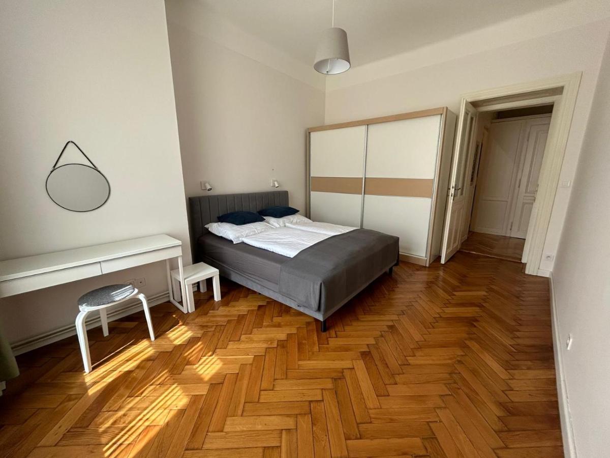 Apartmán Central Square *